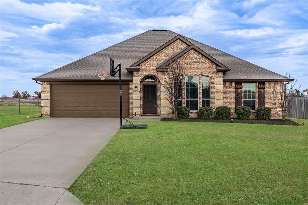 103 Pecos Street, Bells, TX 75414 Main Photo