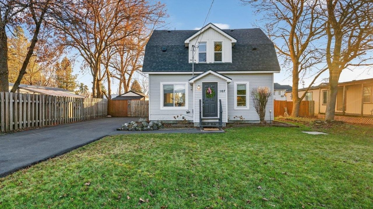 107 W Moore Ave, Deer Park, WA 99006 Main Photo