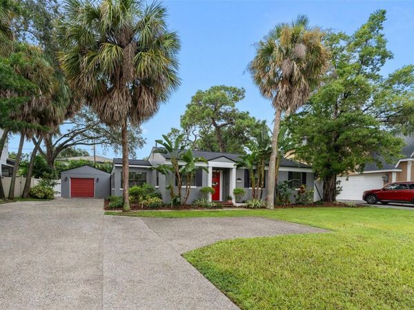 4008 W SWANN AVENUE, TAMPA, FL 33609