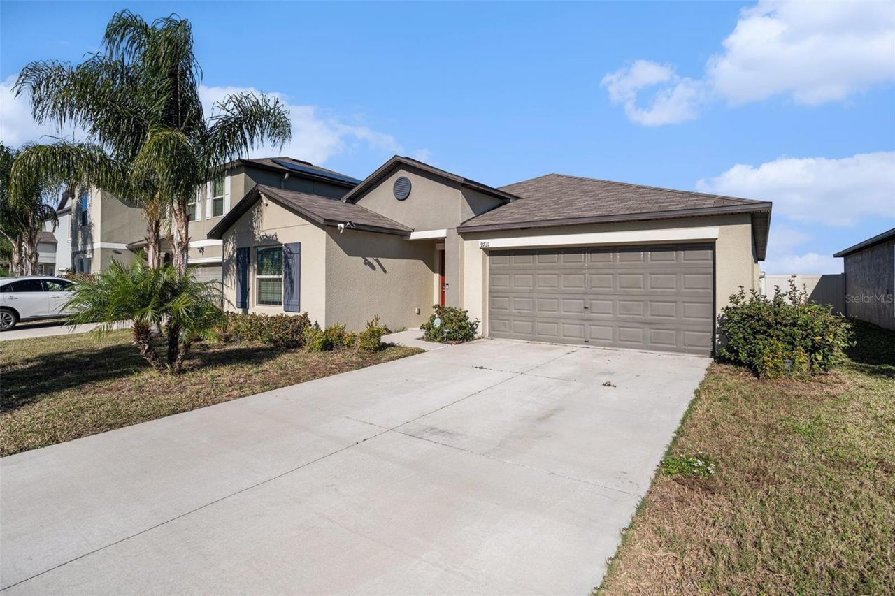 9731 Lemon Drop Loop, Ruskin, FL 33573 Main Photo
