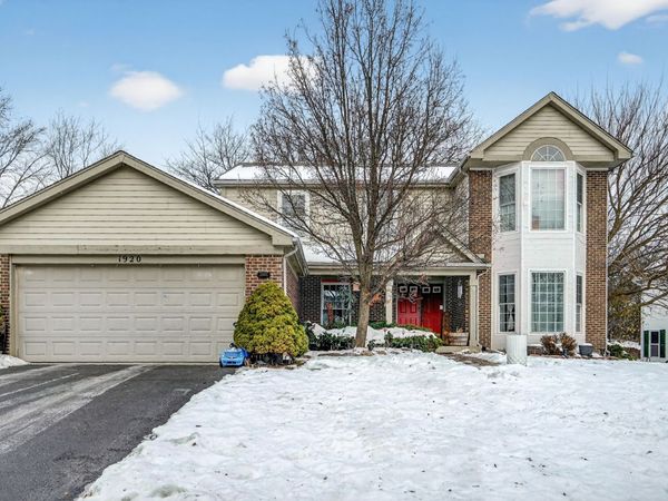 1920 Jester Lane, Algonquin, IL 60102