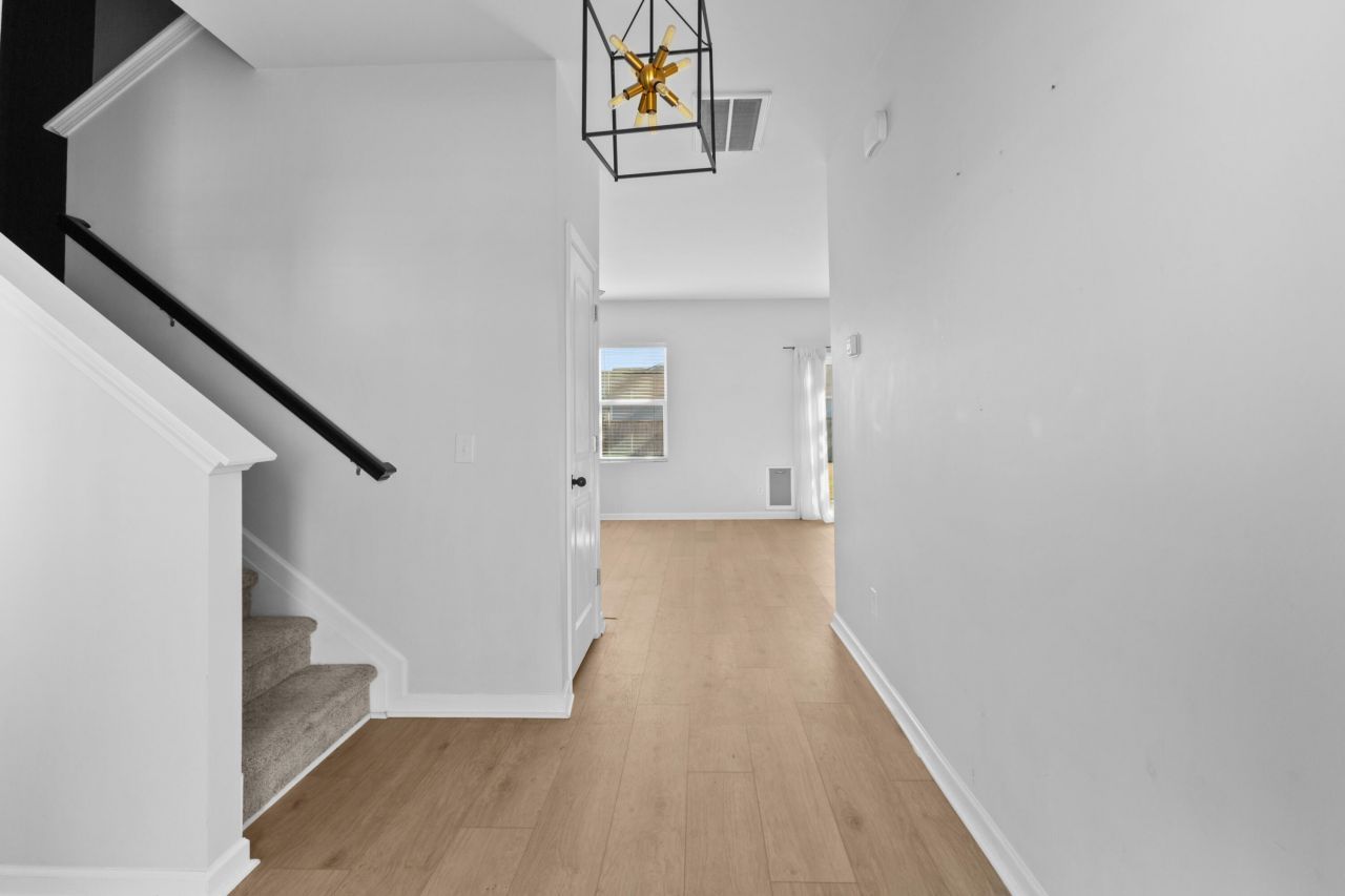 119 Lyra Lane Photo 4