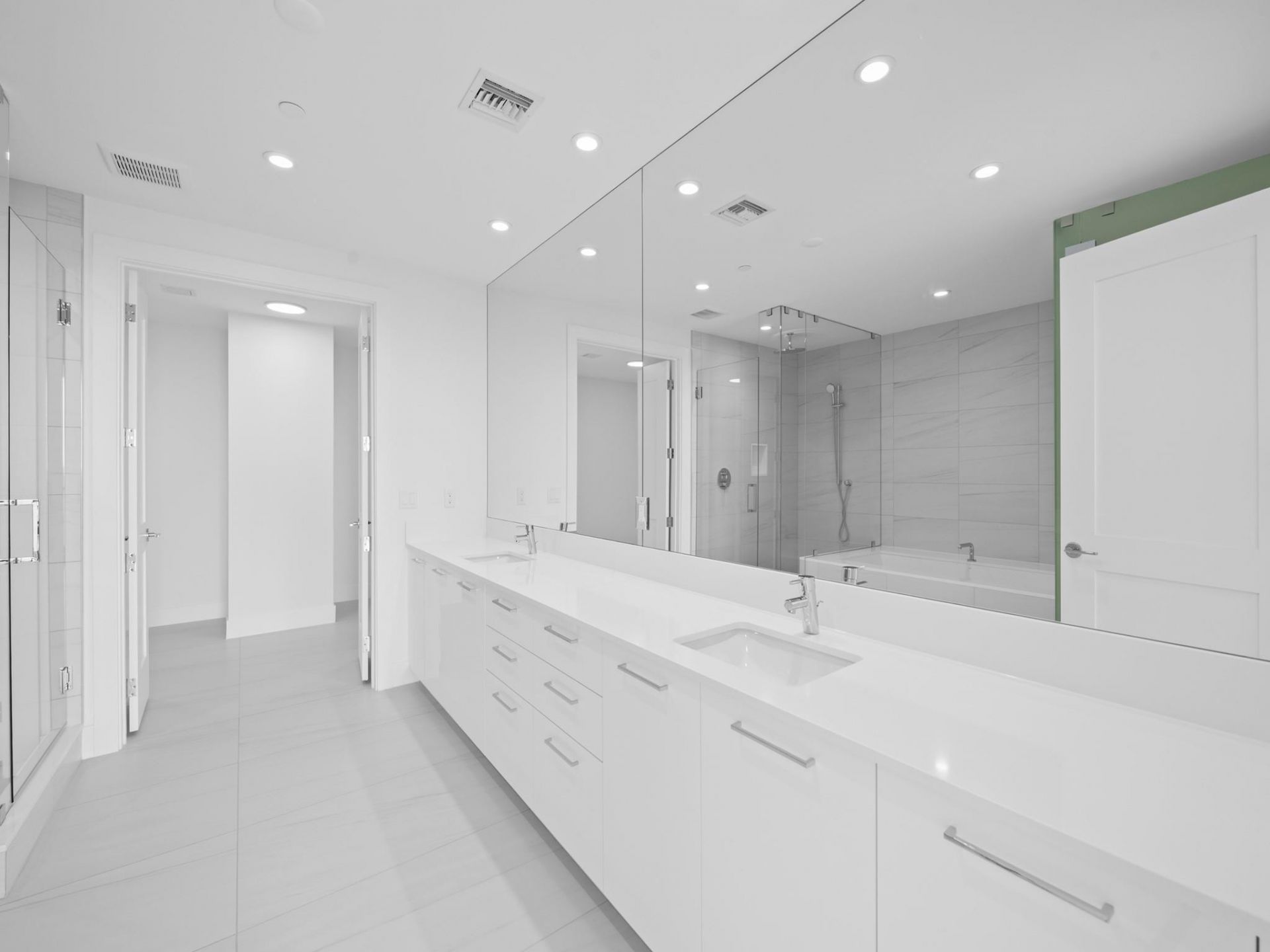 151 N Seabreeze Boulevard, Unit 1904-E, Fort Lauderdale, FL 33304 Photo