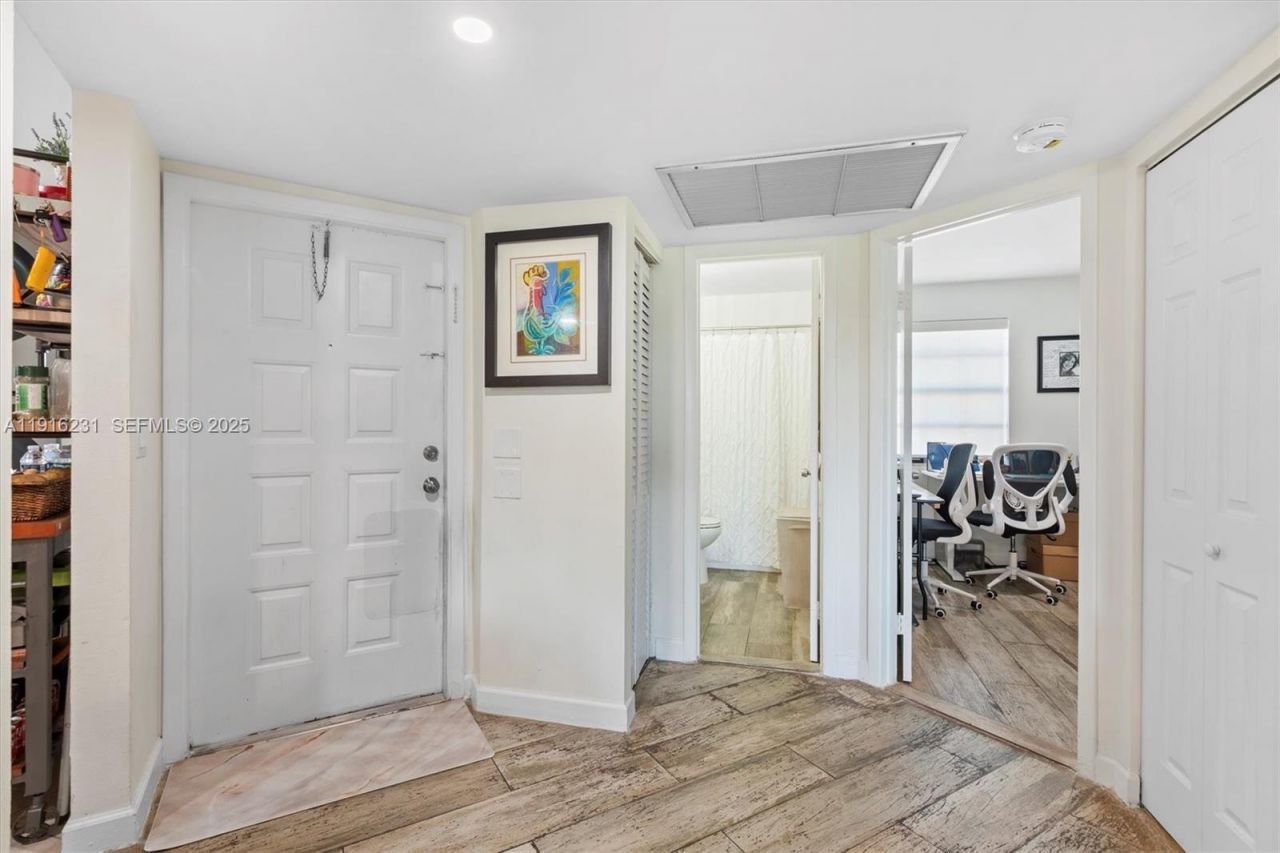 1042 Adams Ave, Unit 1042A, Homestead, FL 33034 Photo