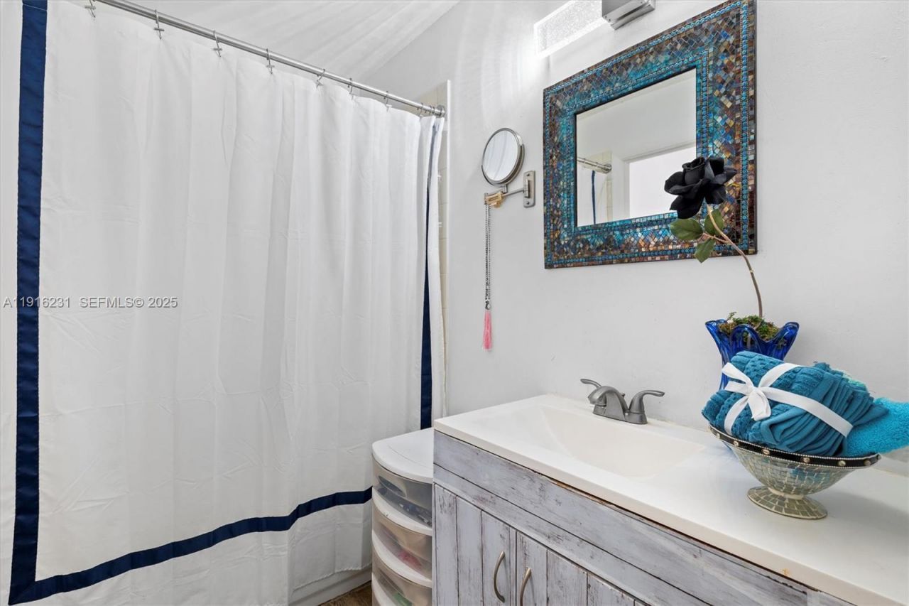 1042 Adams Ave, Unit 1042A, Homestead, FL 33034 Photo