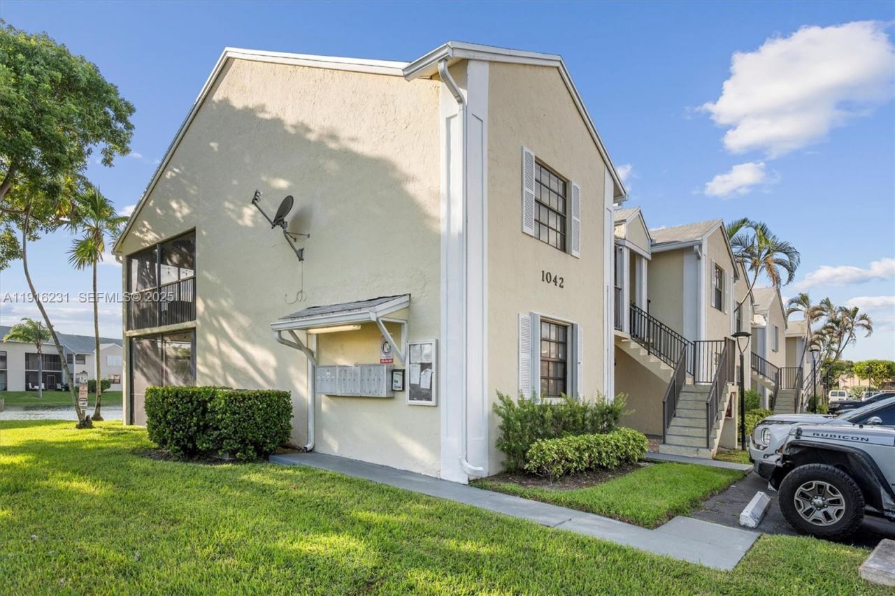 1042 Adams Ave, Unit 1042A, Homestead, FL 33034 Photo