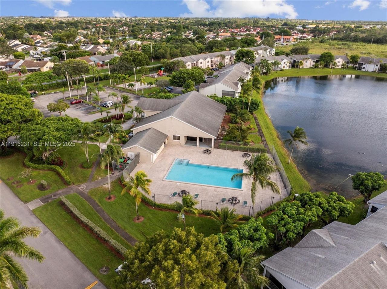 1042 Adams Ave, Unit 1042A, Homestead, FL 33034 Photo