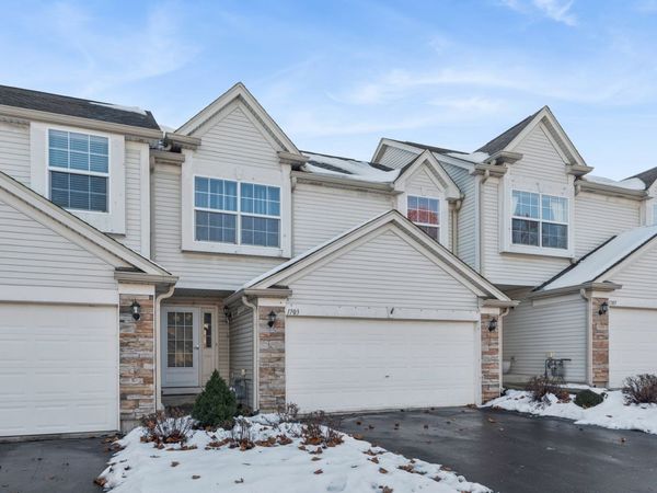 1703 Fieldstone Drive S, Unit 1703, Shorewood, IL 60404