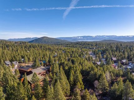 16725 Skislope Way, Truckee, CA 96161 Photo