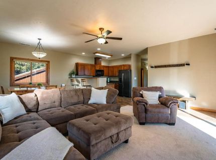 16725 Skislope Way, Truckee, CA 96161 Photo