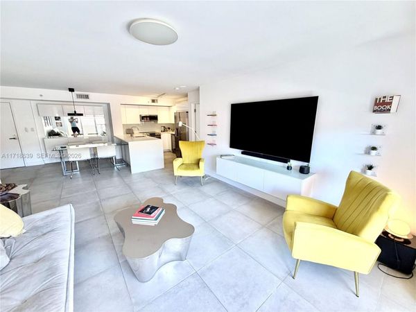 90 Alton Rd, Unit 303, Miami Beach, FL 33139