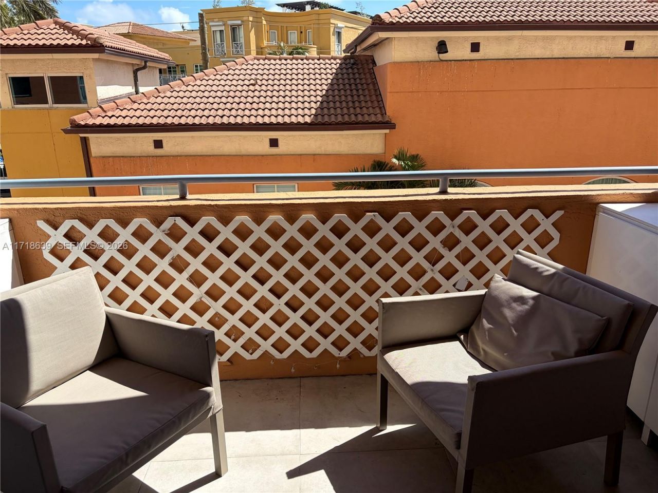 90 Alton Rd, Unit 303, Miami Beach, FL 33139 Photo