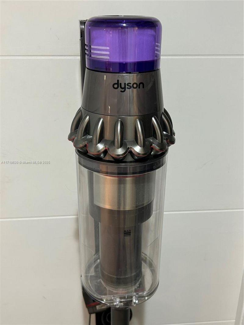 90 Alton Rd, Unit 303, Miami Beach, FL 33139 Photo