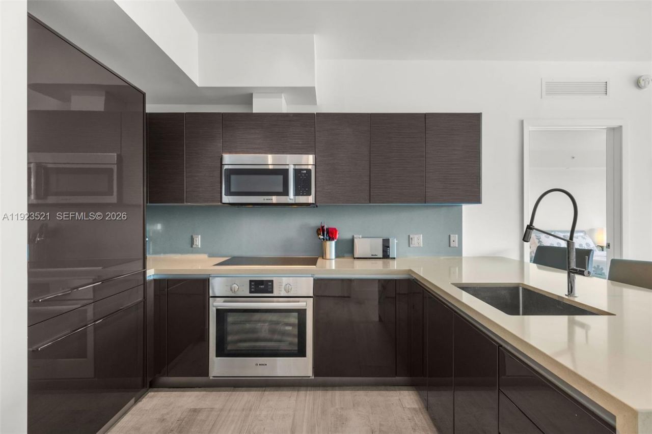 1080 Brickell Ave, Unit 3602, Miami, FL 33131 Photo