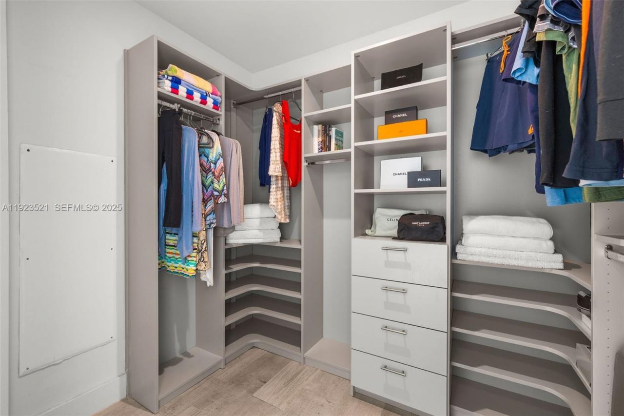 1080 Brickell Ave , Unit 3602, Miami, FL 33131 Photo