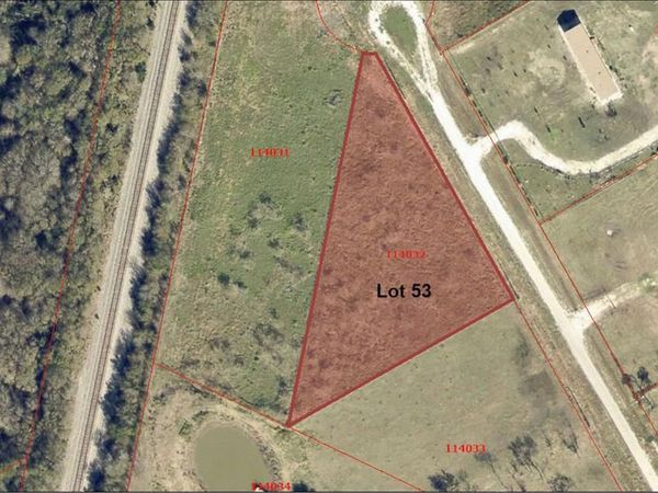 53 Boren Private Road , Wortham, TX 76693