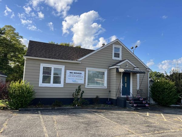 4715 E Lincoln Way, Mishawaka, IN 46544