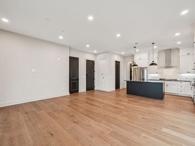 2867 Kobuk Drive, Unit 304, Columbus, OH 43228 Photo 15