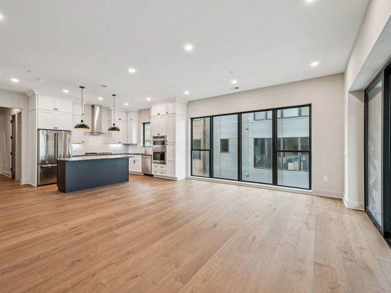 2867 Kobuk Drive, Unit 304, Columbus, OH 43228 Photo 20