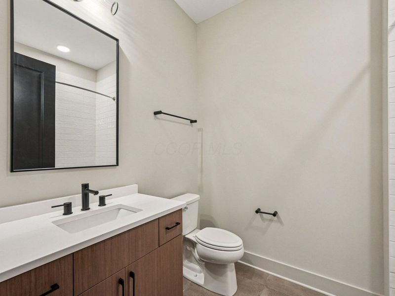 2867 Kobuk Drive, Unit 304, Columbus, OH 43228 Photo 28