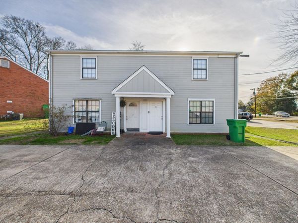 225 Maple Street, Columbus, MS 39702