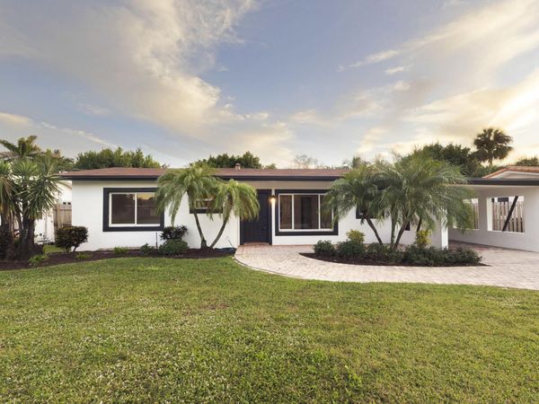 2940 NE 18th Street, Pompano Beach, FL 33062