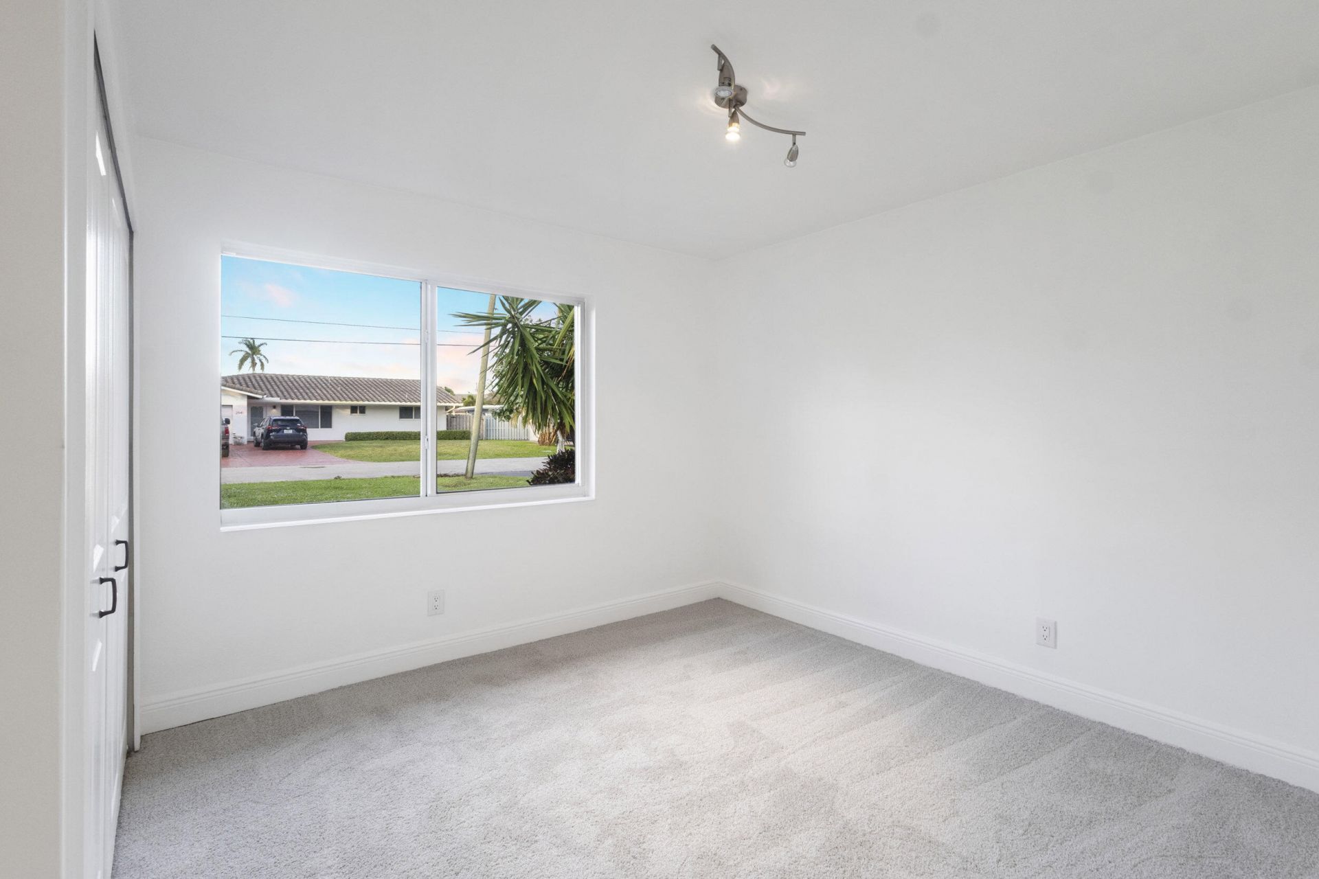 2940 NE 18th Street, Pompano Beach, FL 33062 Photo