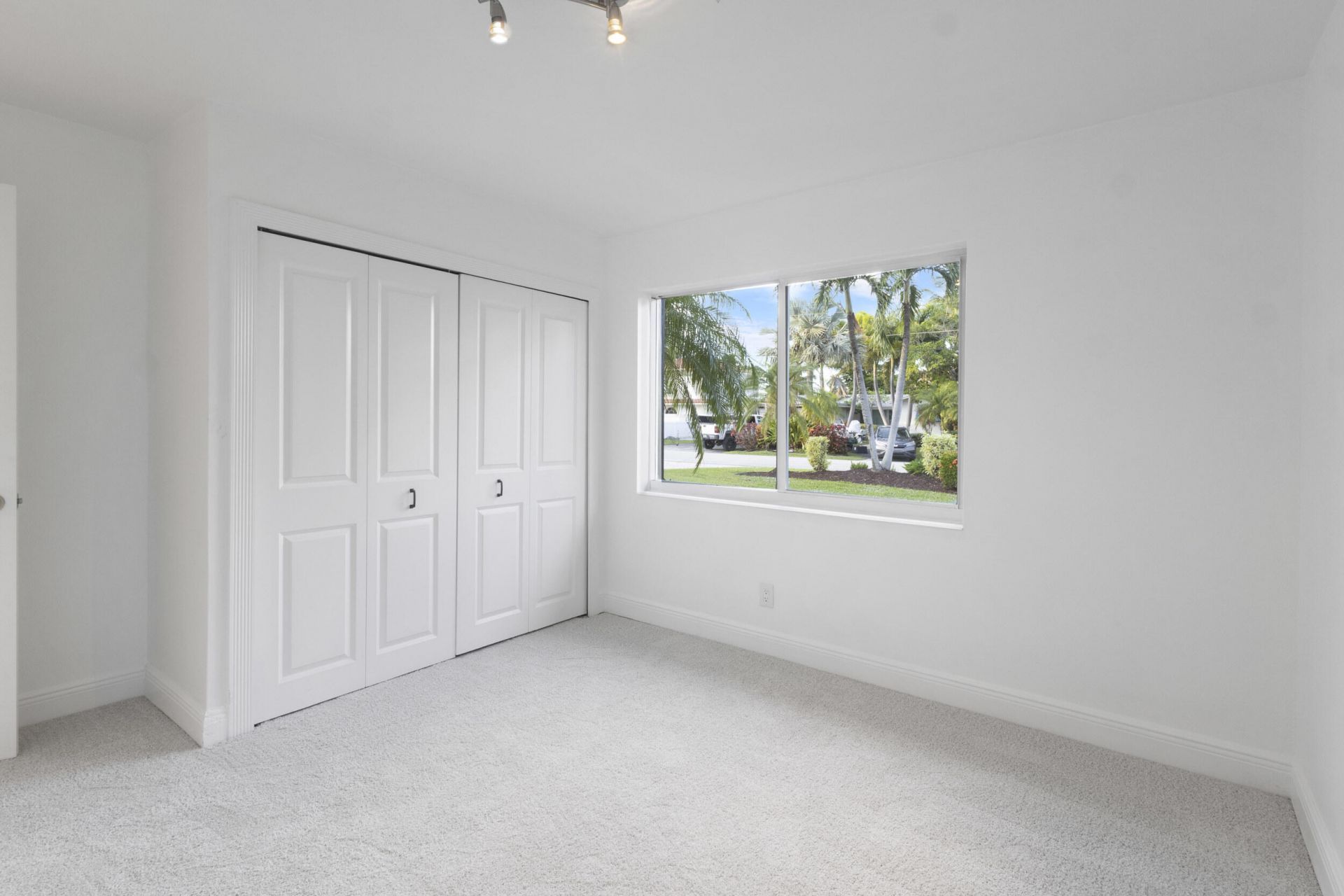 2940 NE 18th Street, Pompano Beach, FL 33062 Photo