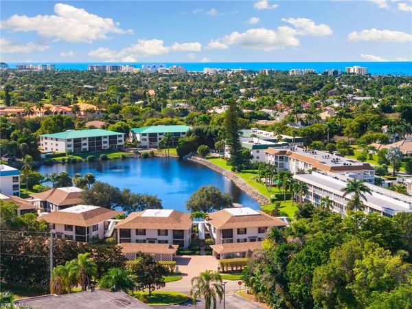 3135 Riviera DR, Unit B205, NAPLES, FL 34103