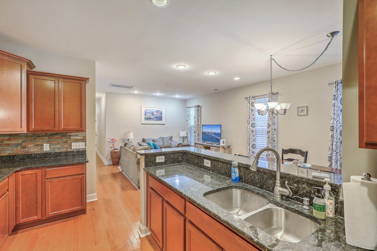 1114 Santa Elena Way Photo 11