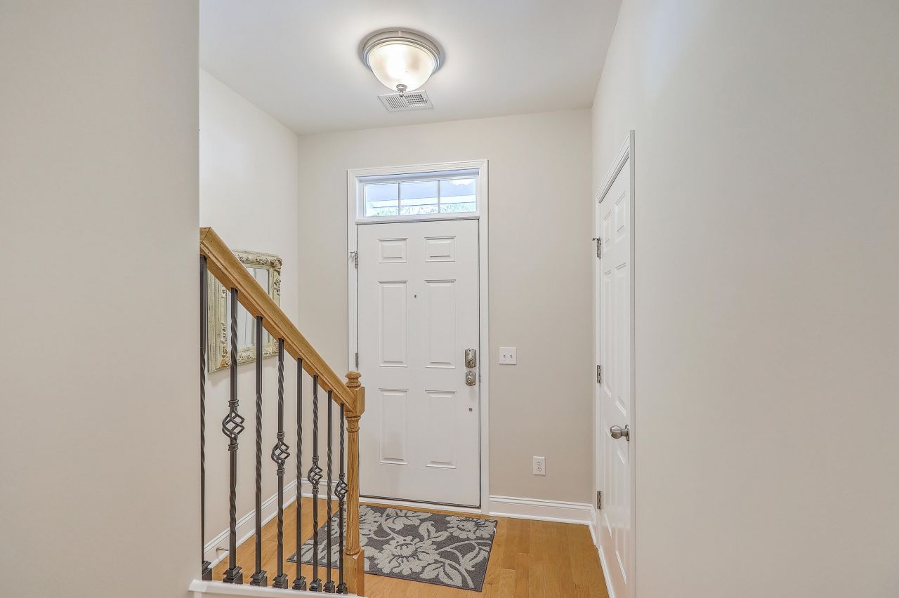 1114 Santa Elena Way Photo 14