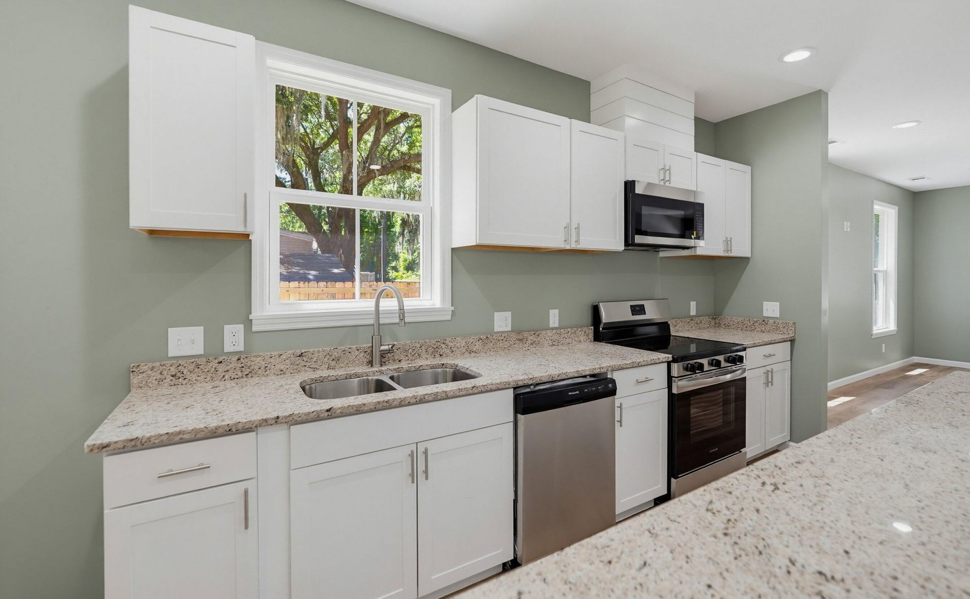 23 Seabrook Center Road Photo 12