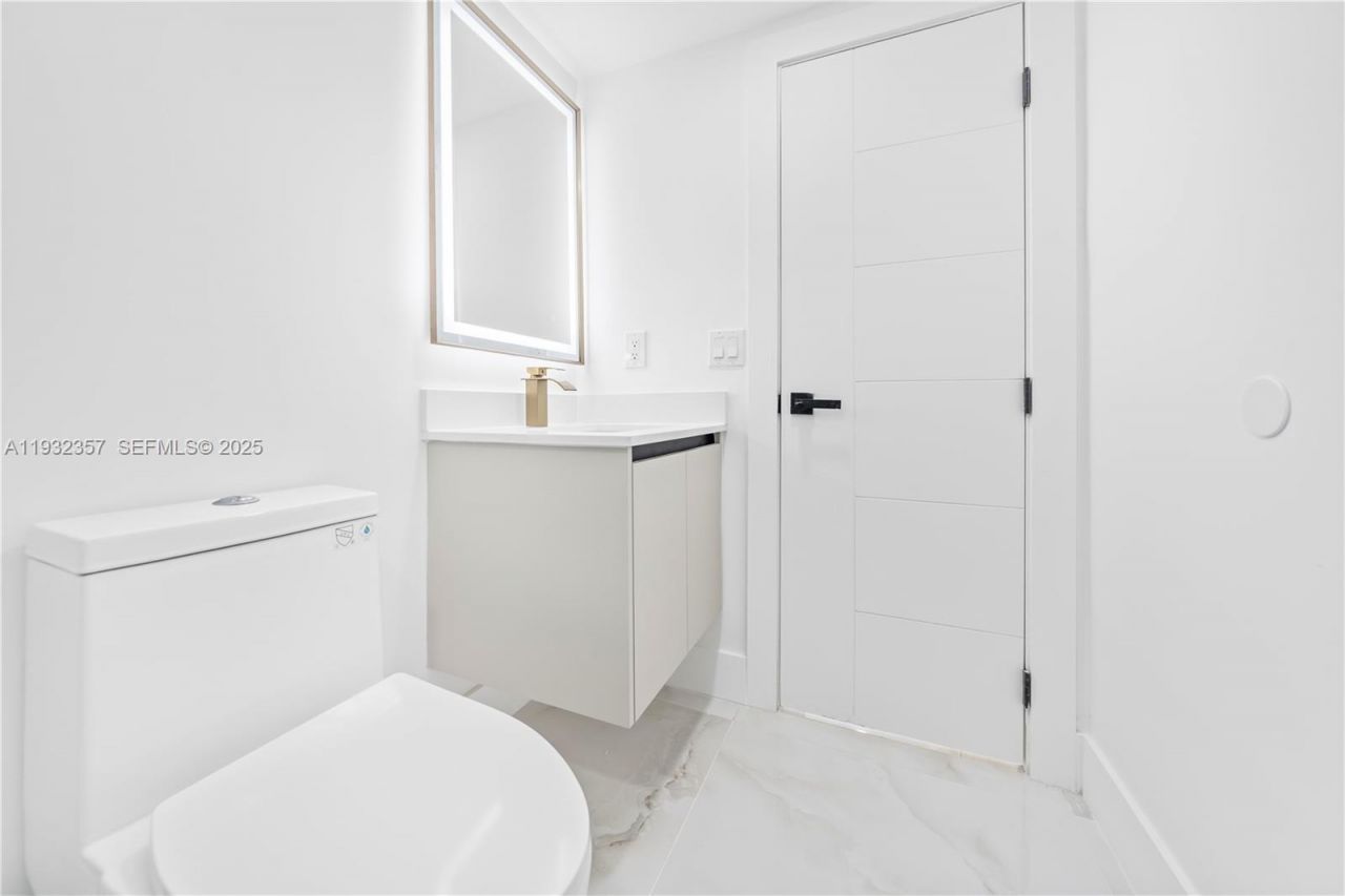 4140 SW 108th Ave , Miami, FL 33165 Photo