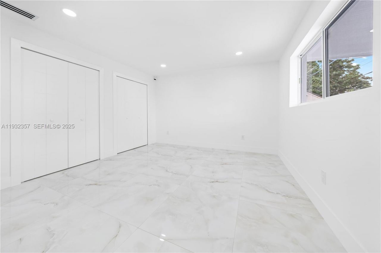 4140 SW 108th Ave , Miami, FL 33165 Photo