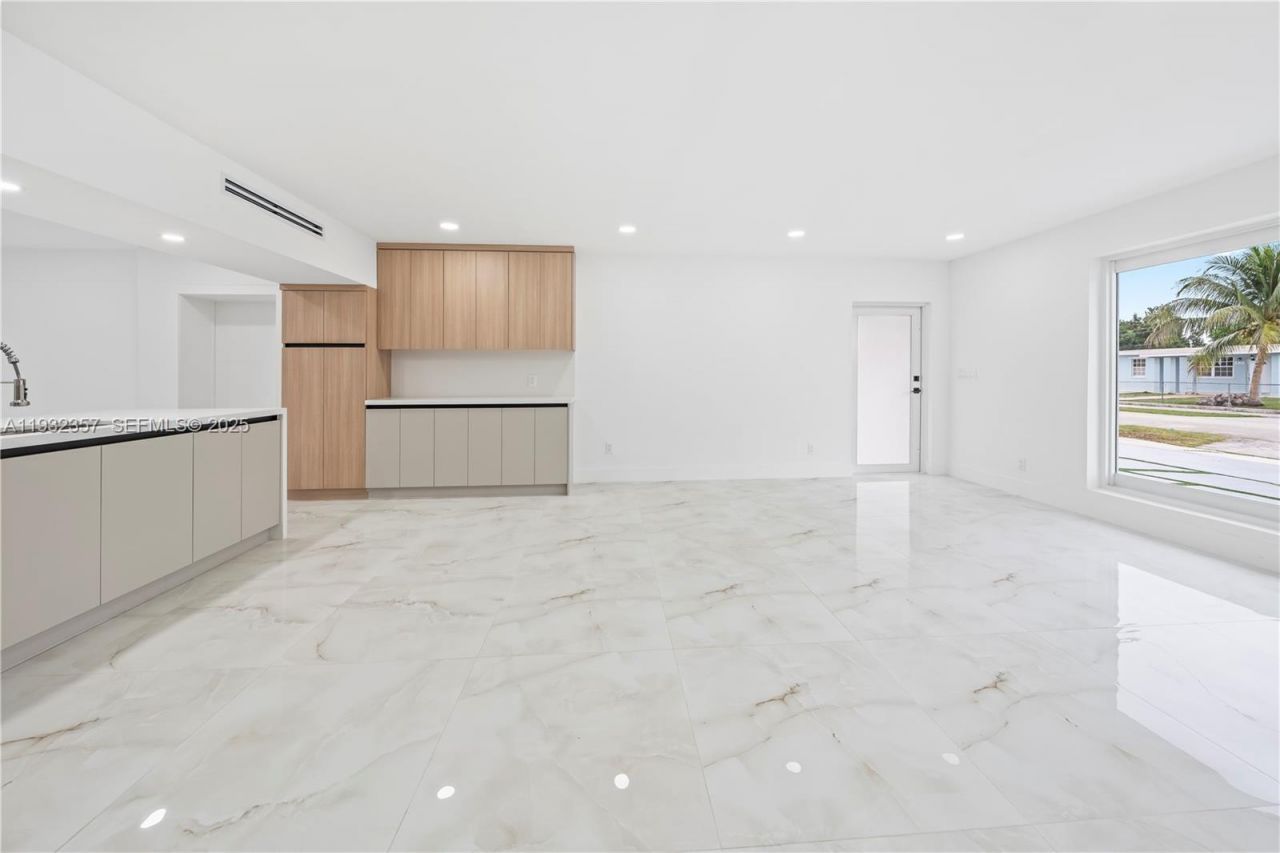 4140 SW 108th Ave , Miami, FL 33165 Photo