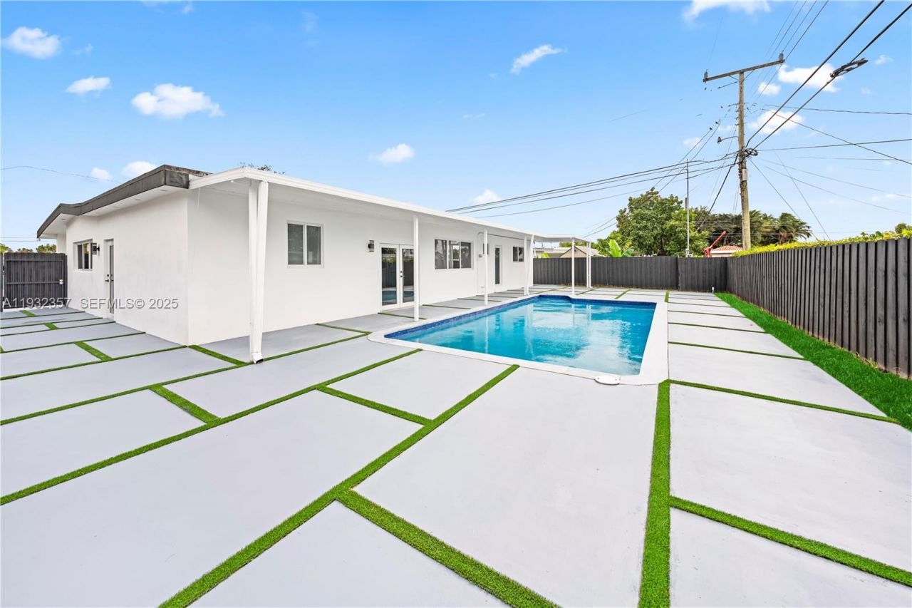 4140 SW 108th Ave , Miami, FL 33165 Photo