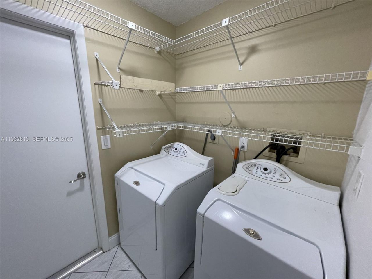 16606 Greens Edge Cir , Unit 87, Weston, FL 33326 Photo