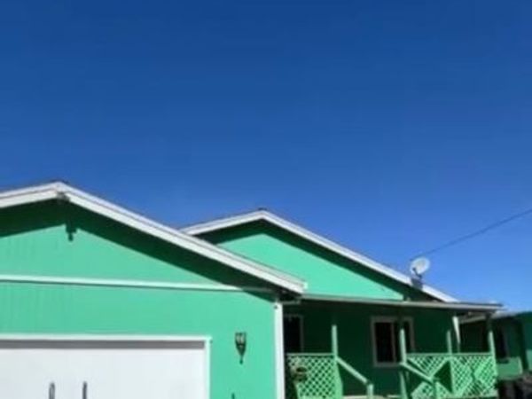 203 Las Lomas Drive, Royal Oaks, CA 95076