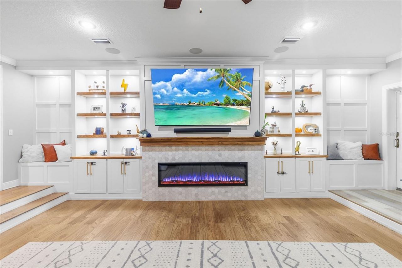 28042 Lindenhurst Drive, Wesley Chapel, FL 33544 Photo