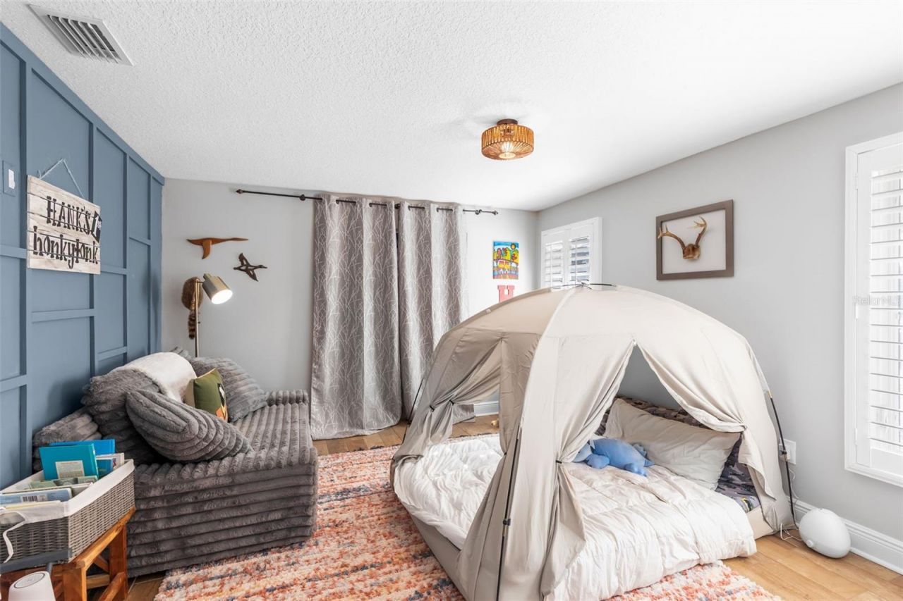 28042 Lindenhurst Drive, Wesley Chapel, FL 33544 Photo