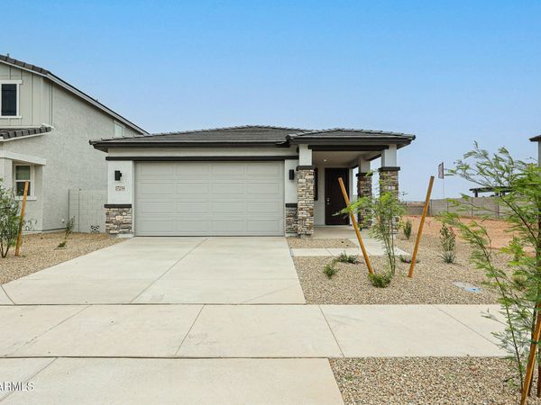 17234 W PATRICK Lane, Surprise, AZ 85387