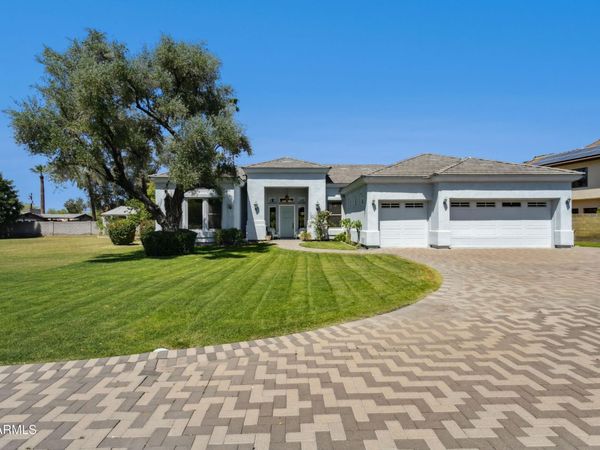 316 E BETHANY HOME Road, Unit 10, Phoenix, AZ 85012