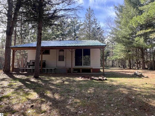 9769 Parrot Circle, Fife Lake, MI 49633