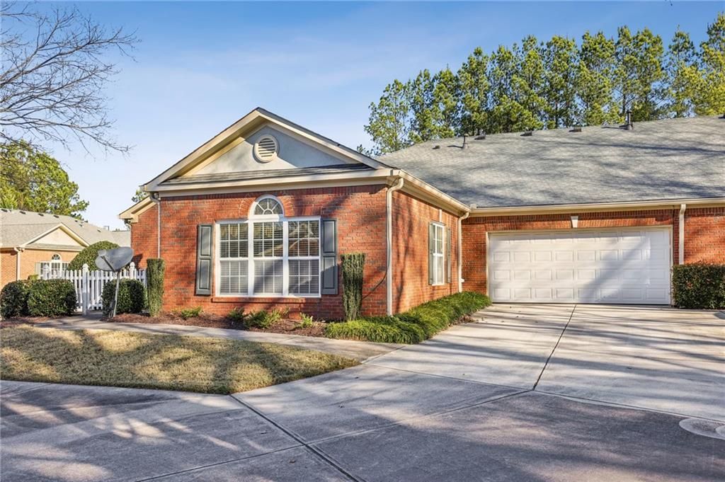 119 Holiday Road, Unit 1202, Buford, GA 30518 Main Photo