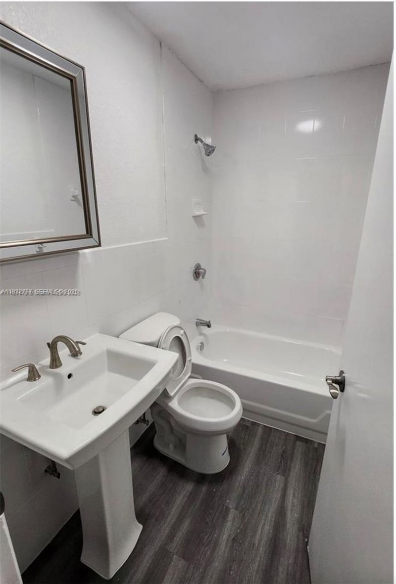 580 NW 58th St, Unit 580, Miami, FL 33127 Photo