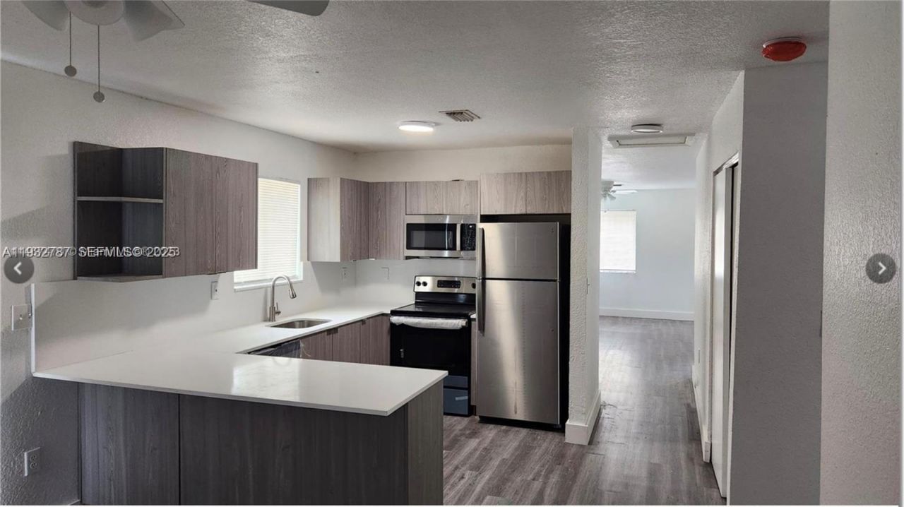 580 NW 58th St, Unit 580, Miami, FL 33127 Photo