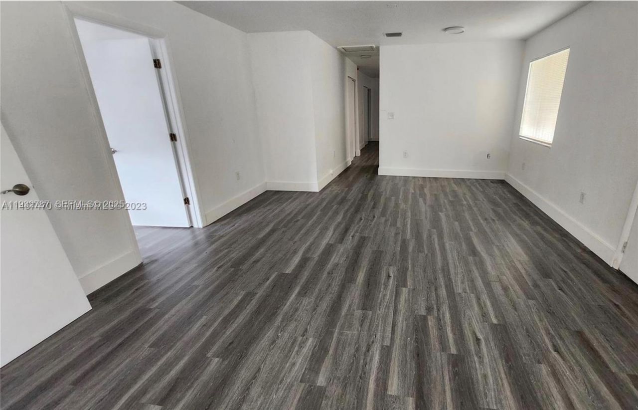 580 NW 58th St, Unit 580, Miami, FL 33127 Photo