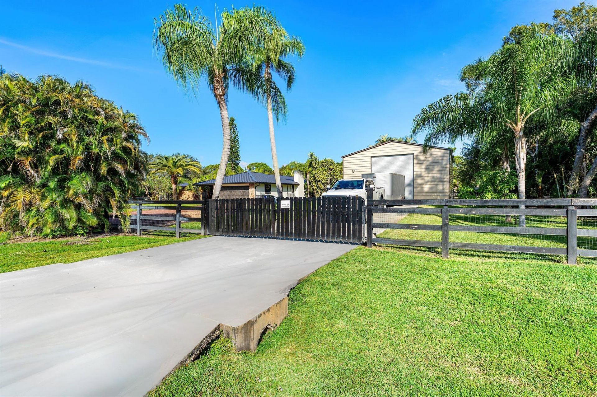 6799 149th Place N, Palm Beach Gardens, FL 33418 Photo