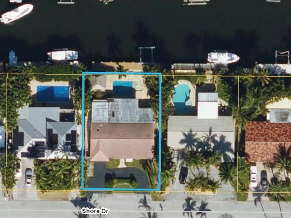 725 Shore Drive, Boynton Beach, FL 33435