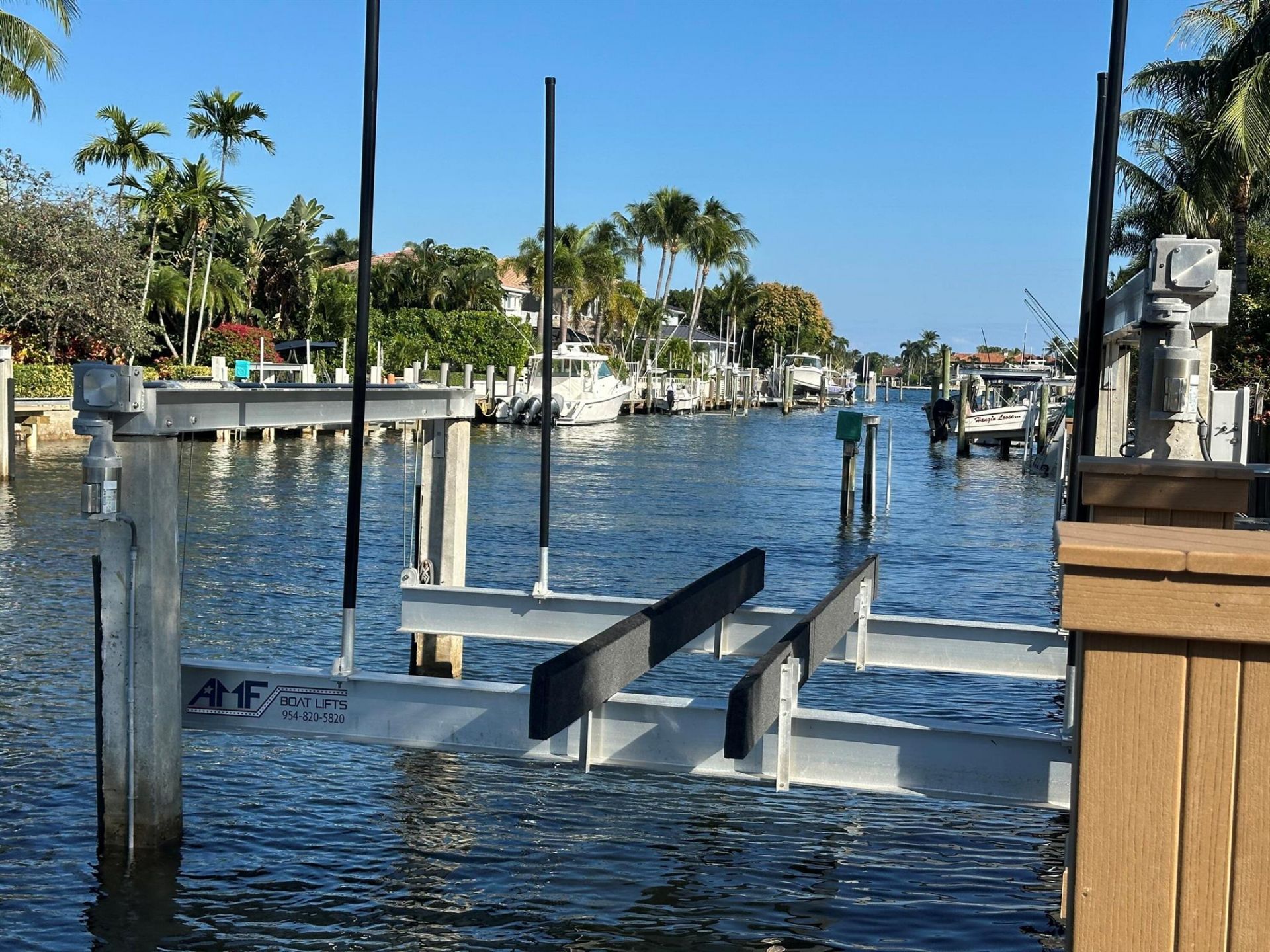 725 Shore Drive, Boynton Beach, FL 33435 Photo